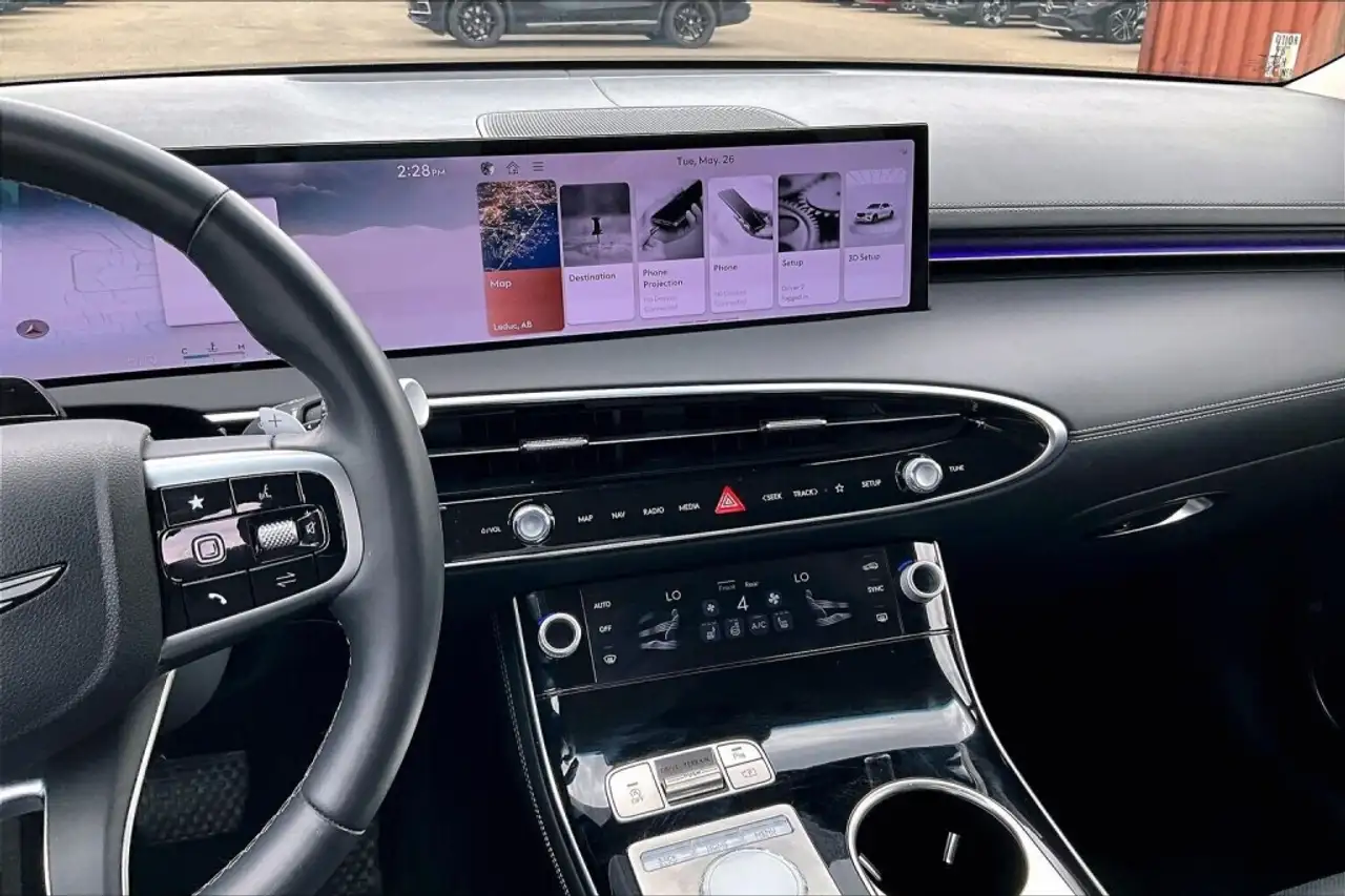 Genesis GV70 - Image 6