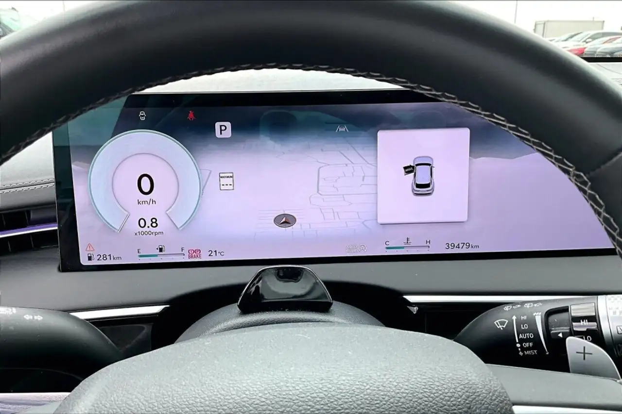 Genesis GV70 - Image 20