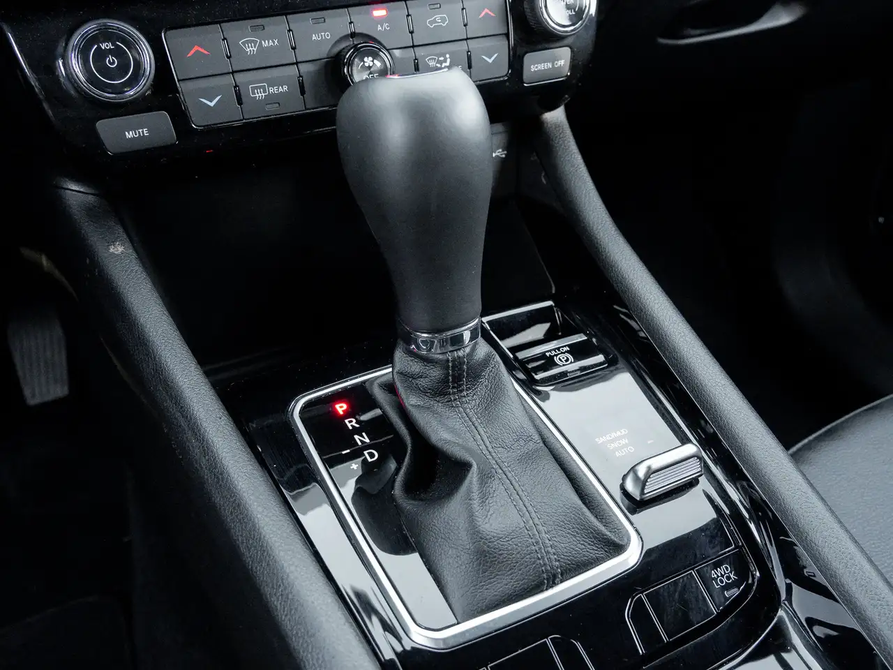 Jeep Compass - Image 14