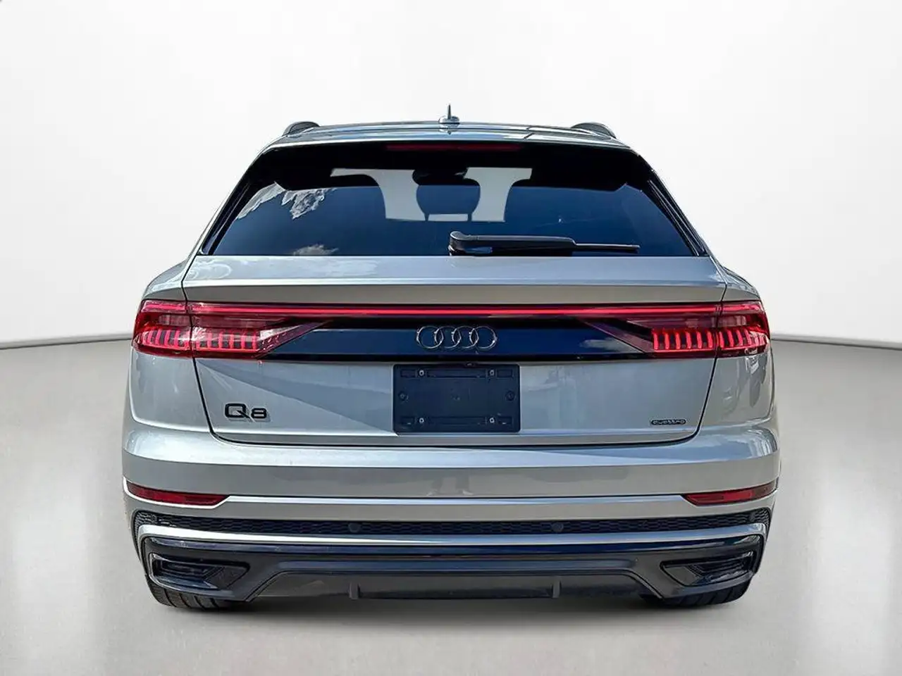 Audi Q8 - Image 5
