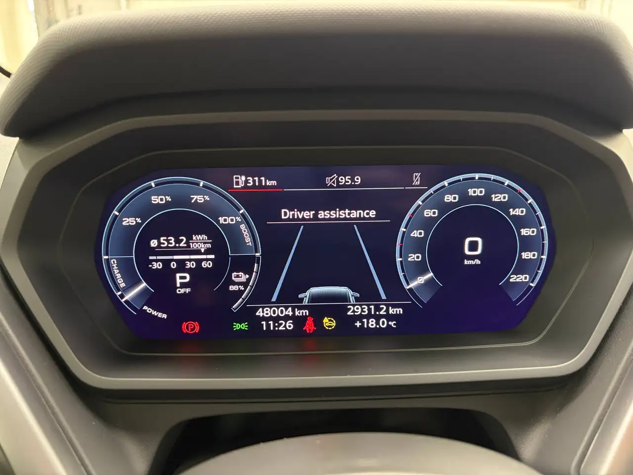 Audi Q4 e-tron - Image 20