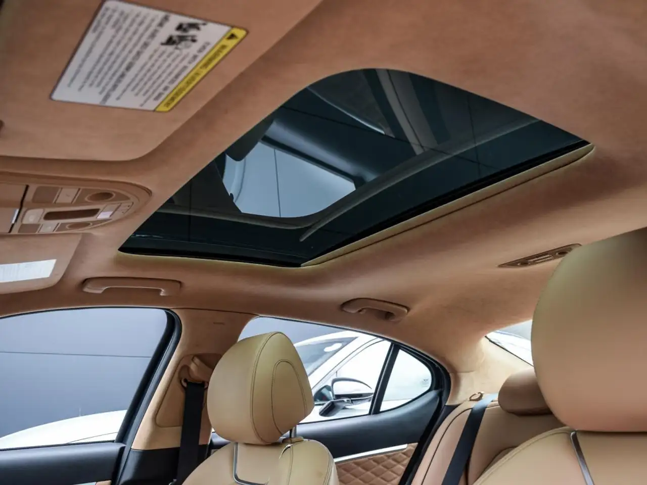 Genesis G70 - Image 11