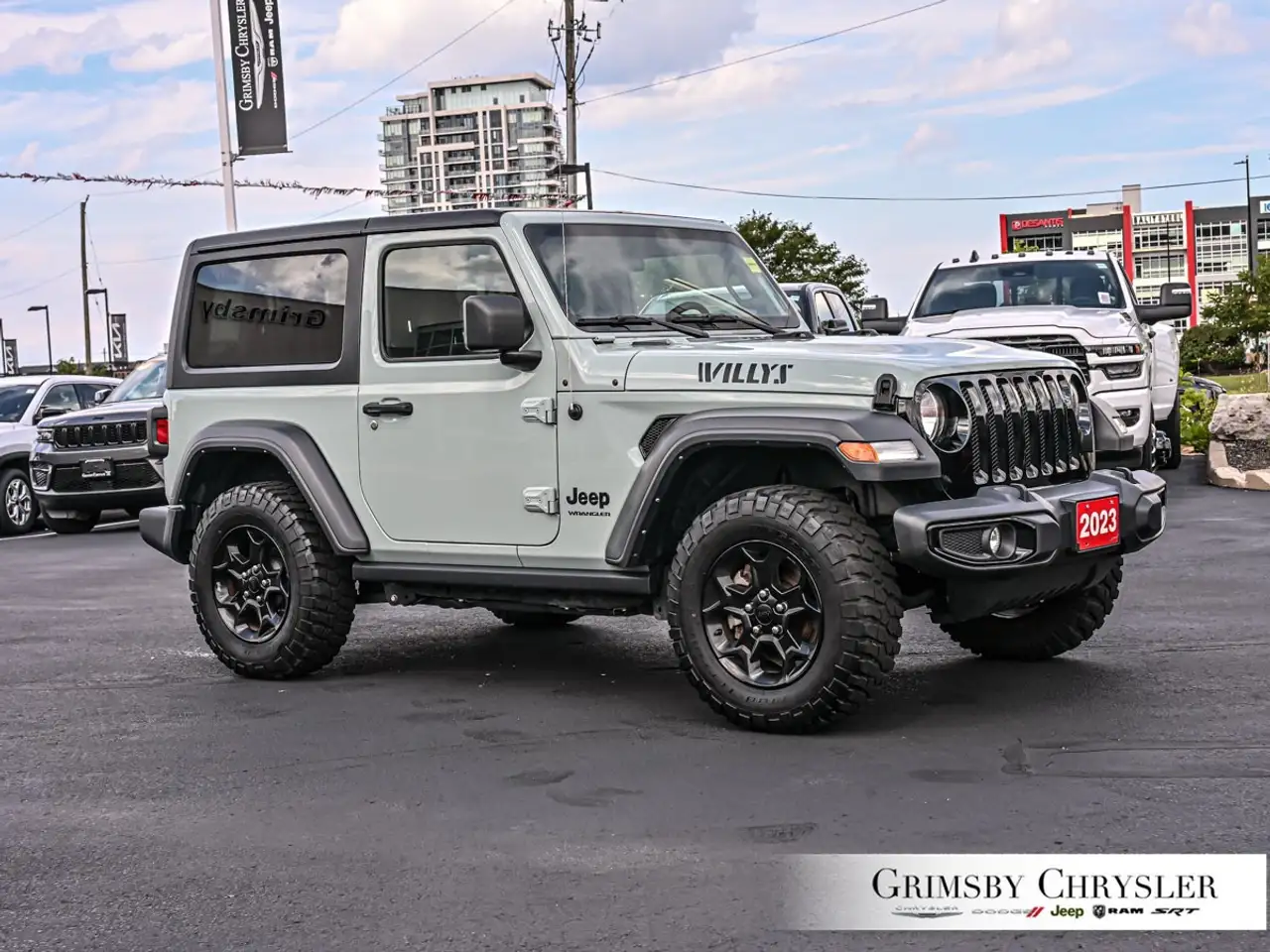 Jeep Wrangler - Image 12