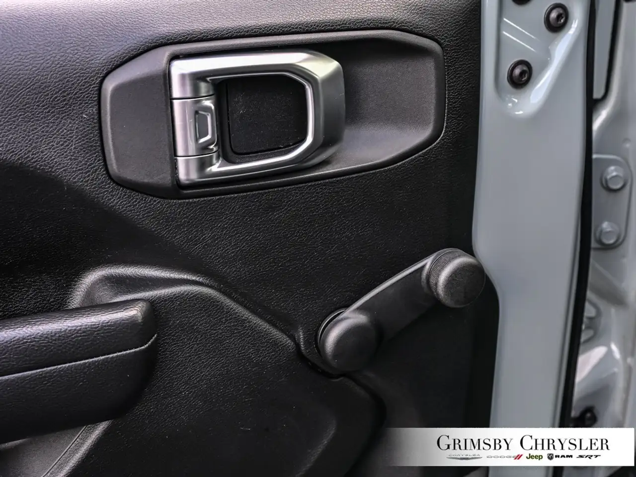 Jeep Wrangler - Image 16