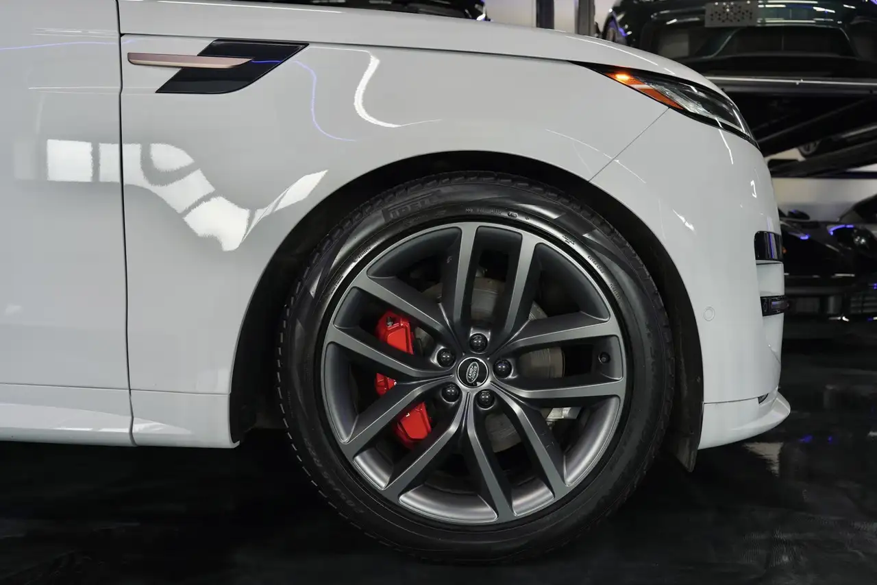 Land Rover Range Rover Sport - Image 5