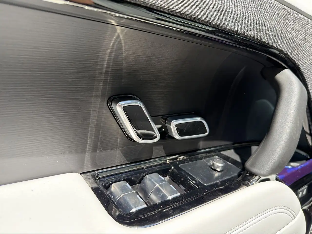 Land Rover Range Rover Sport - Image 9