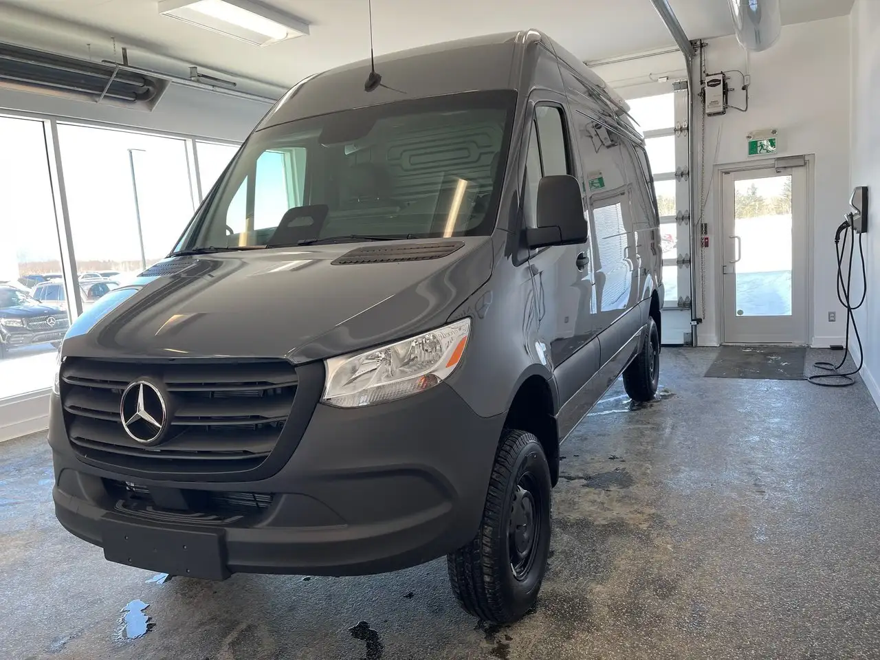 Mercedes-Benz Sprinter - Image 7