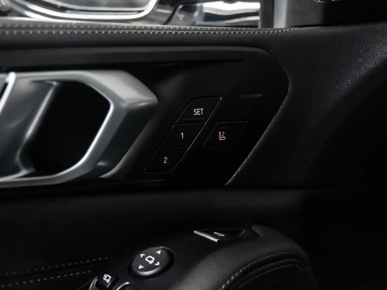 BMW X5 - Image 13
