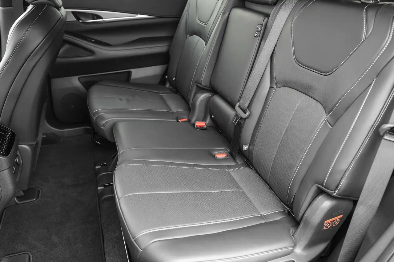 Infiniti QX60 - Image 10