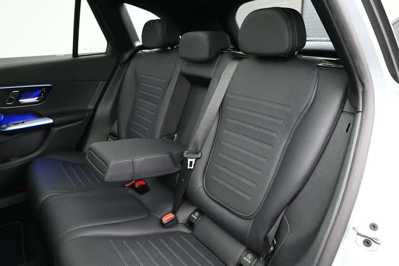 Mercedes-Benz GLC - Image 16