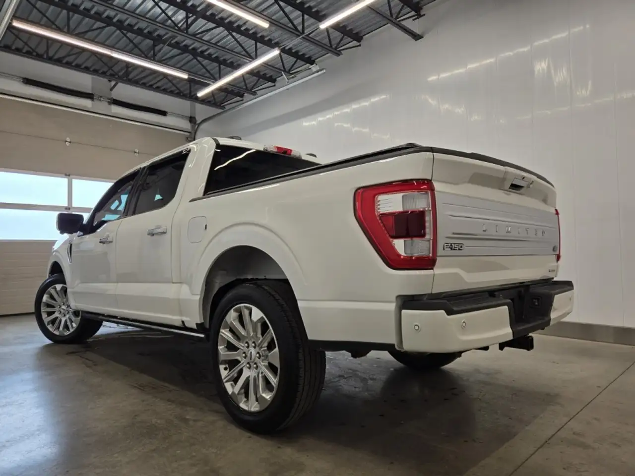 Ford F-150 - Image 2