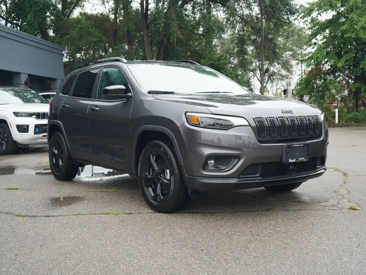 Jeep Cherokee - Image 5