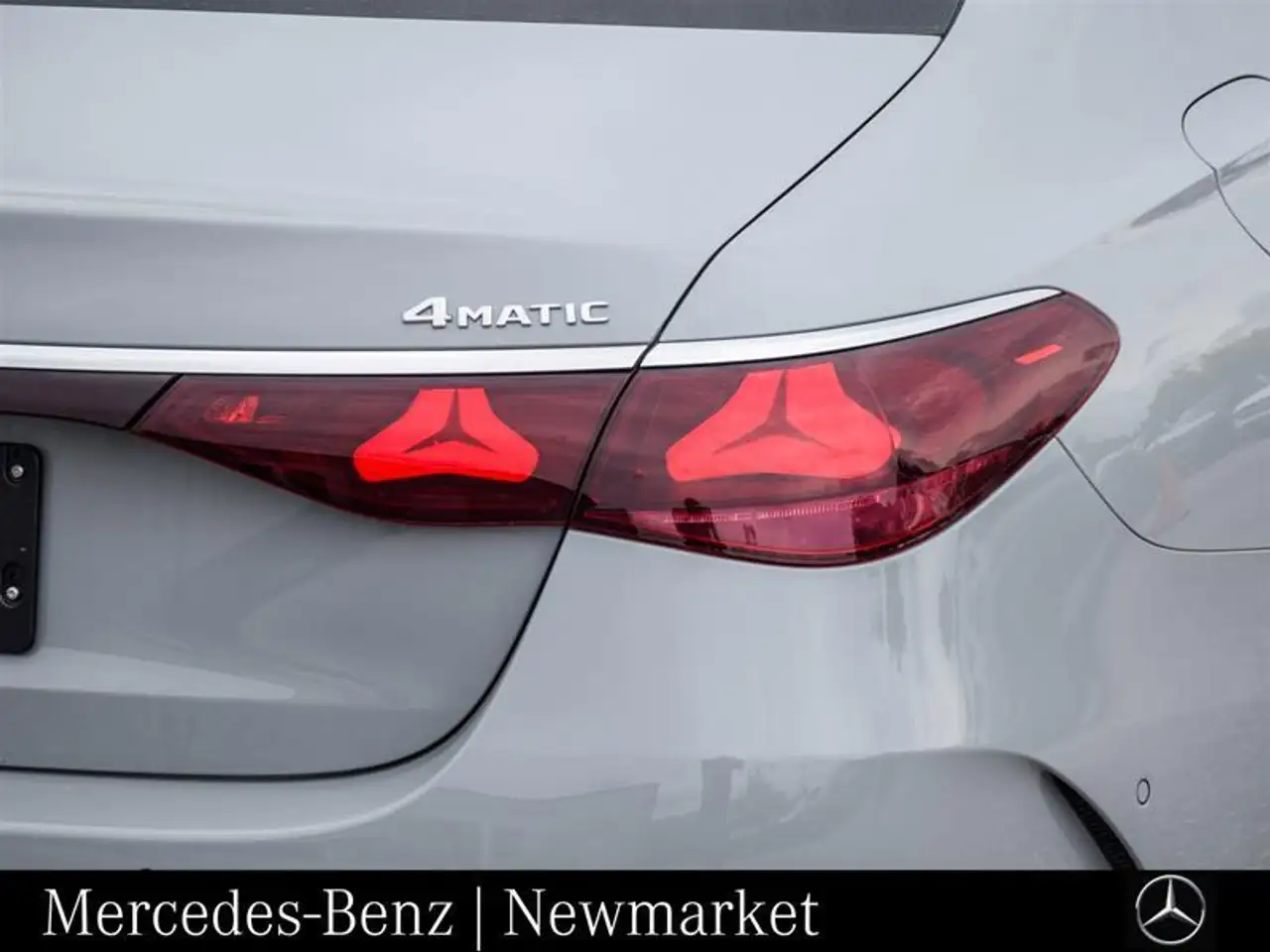 Mercedes-Benz E-Class - Image 6
