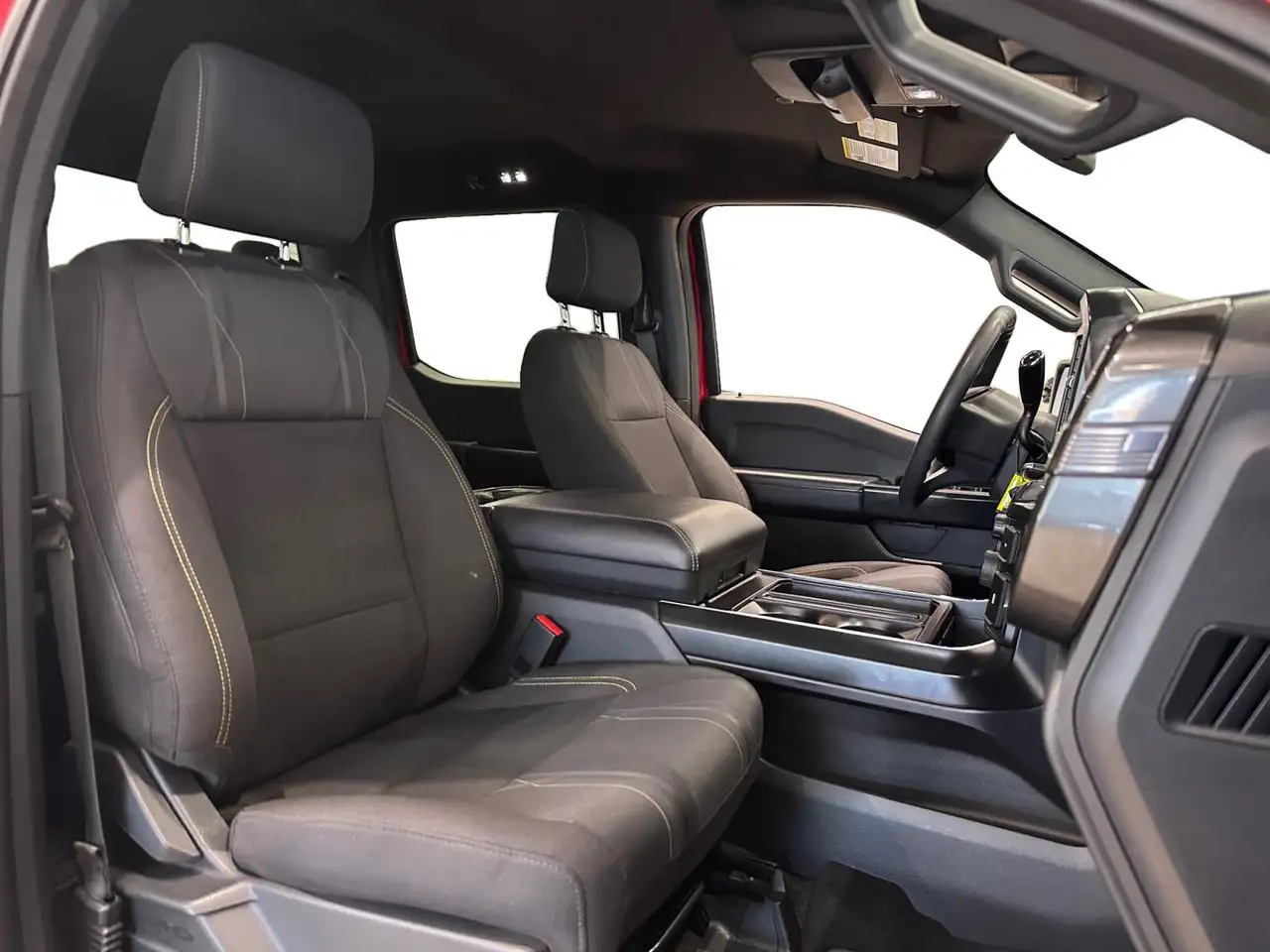 Ford F-150 - Image 16