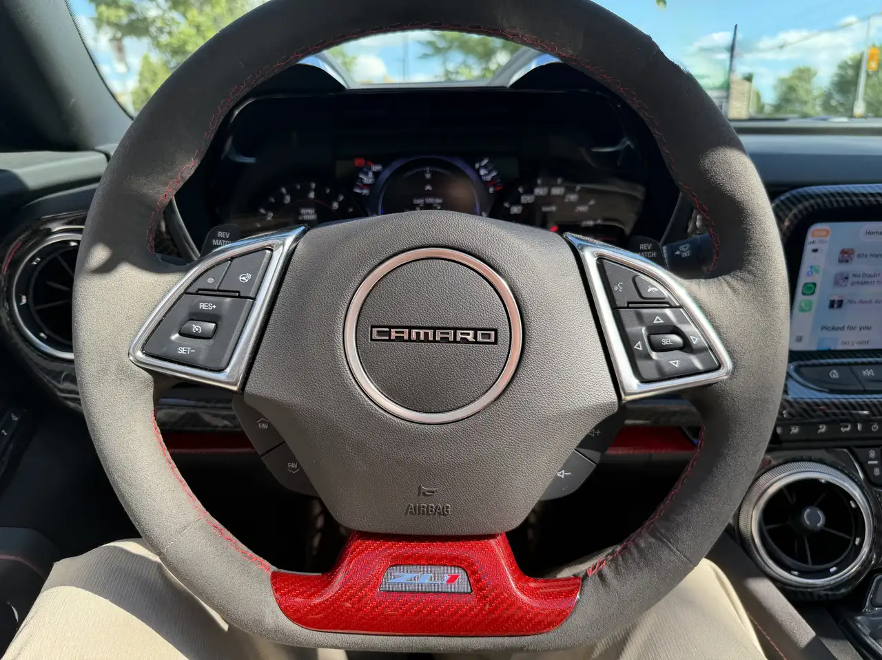Chevrolet Camaro - Image 10