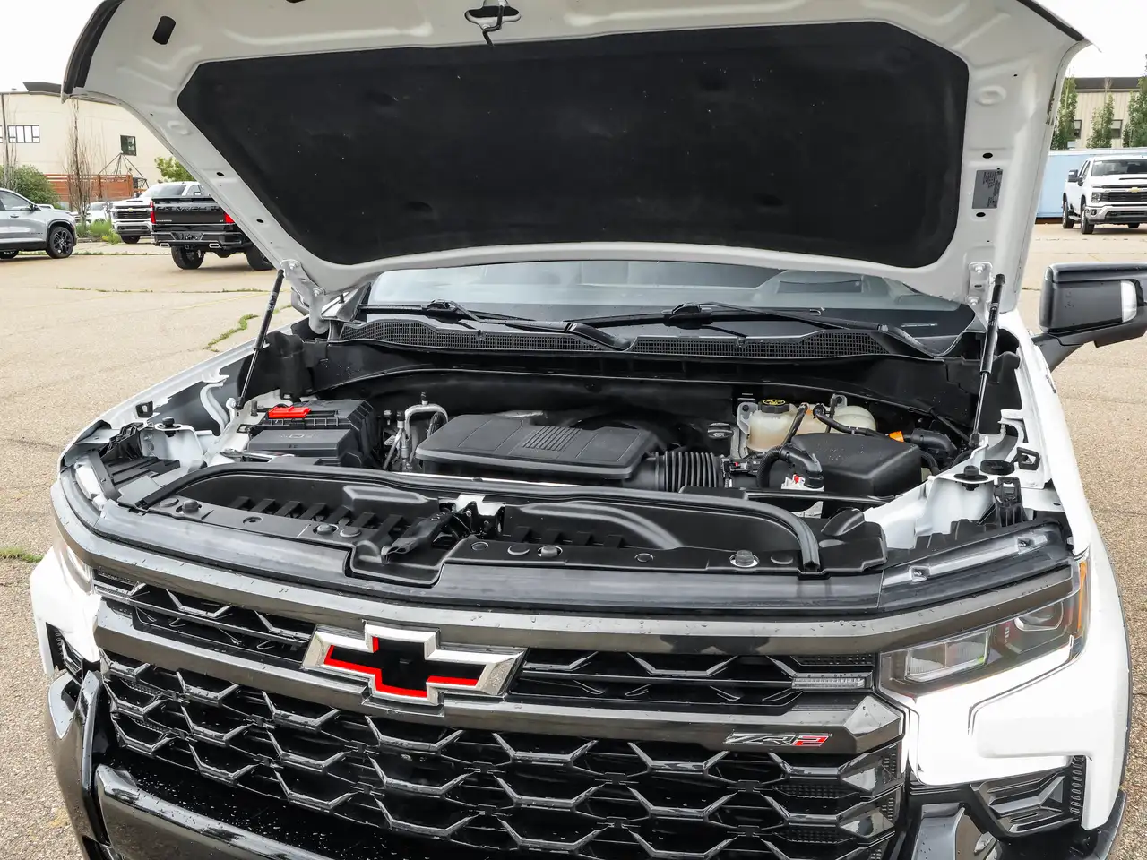 Chevrolet Silverado 1500 - Image 10