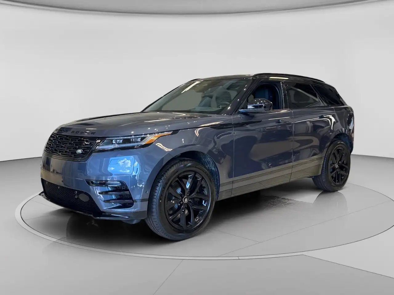 Land Rover Range Rover Velar - Image 1