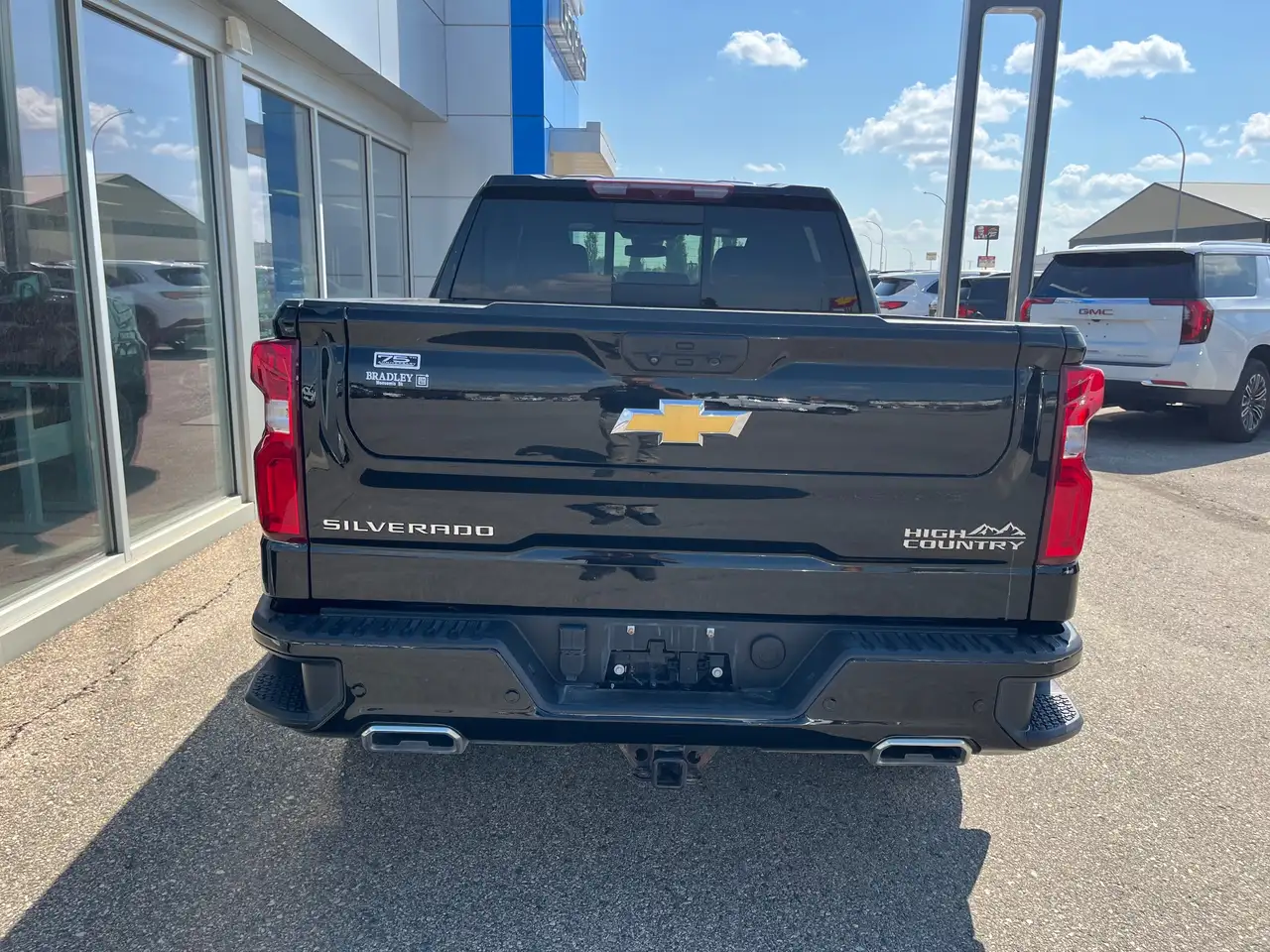 Chevrolet Silverado 1500 - Image 10