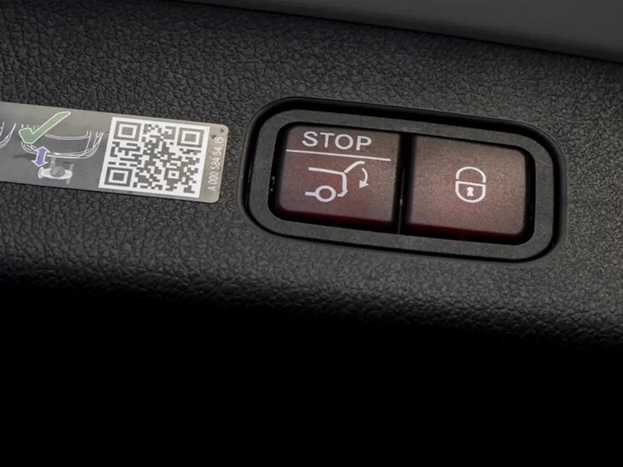 Mercedes-Benz GLC - Image 7