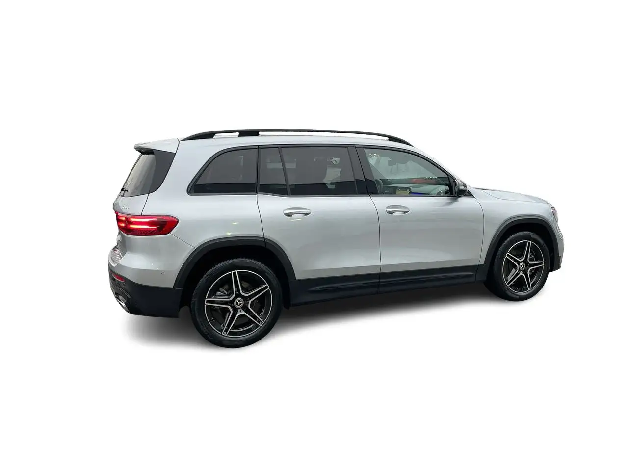 Mercedes-Benz GLB - Image 15