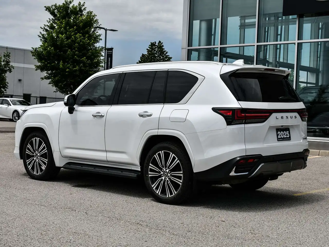 Lexus LX - Image 7