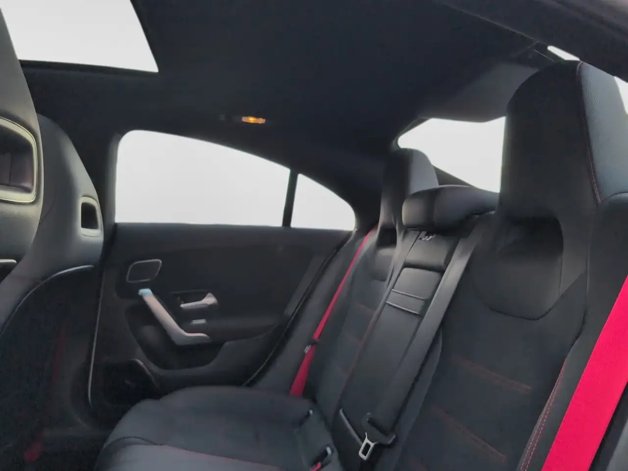 Mercedes-Benz CLA - Image 18