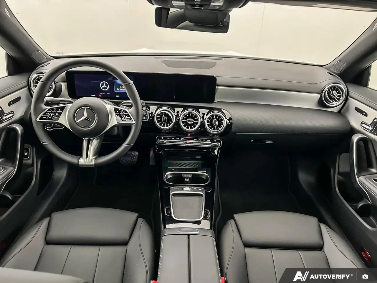 Mercedes-Benz CLA - Image 24