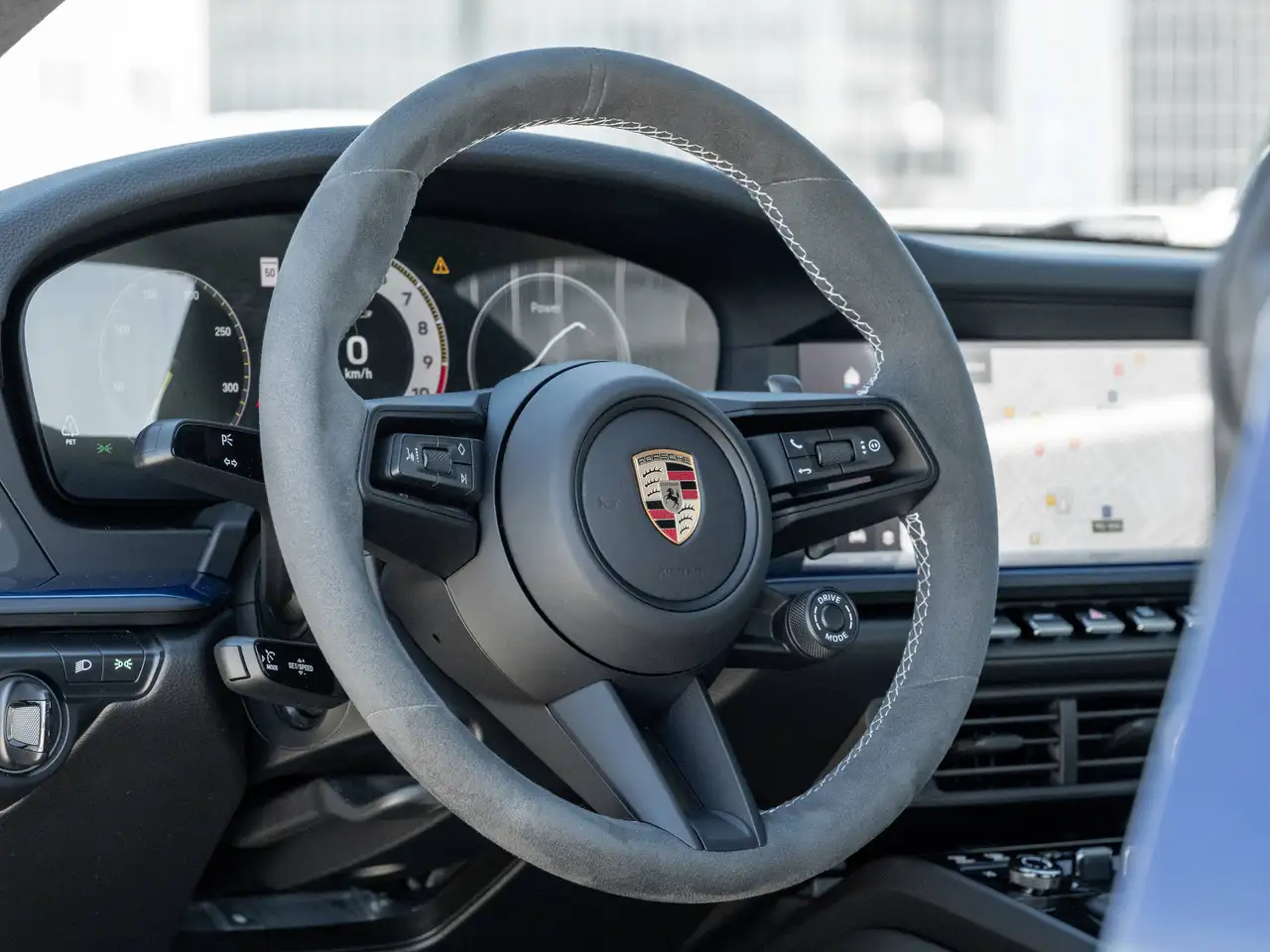 Porsche 911 - Image 23