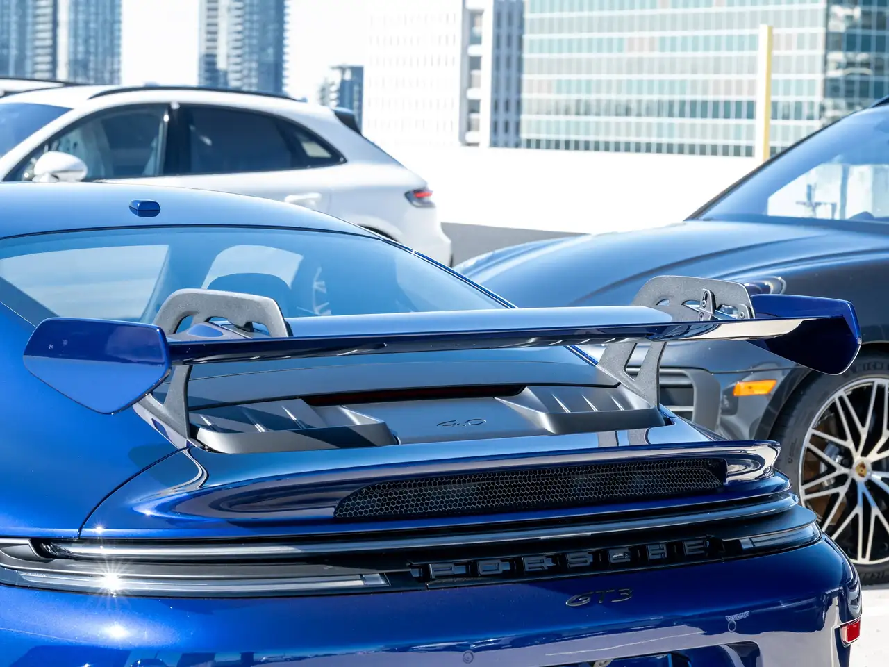Porsche 911 - Image 17