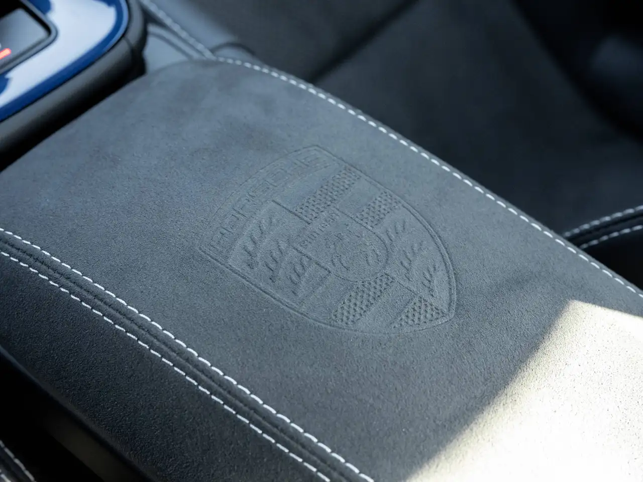 Porsche 911 - Image 31