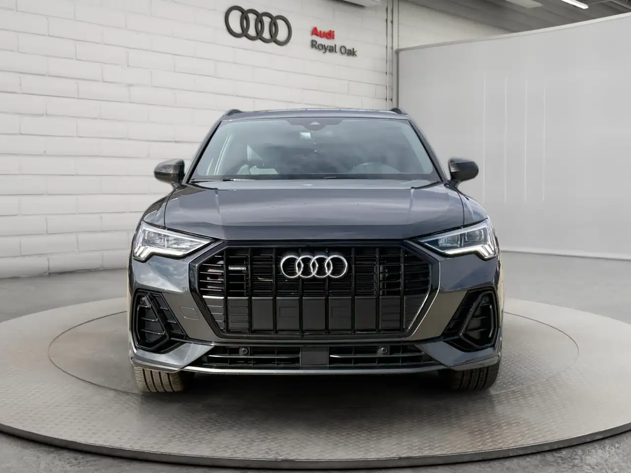 Audi Q3 - Image 8