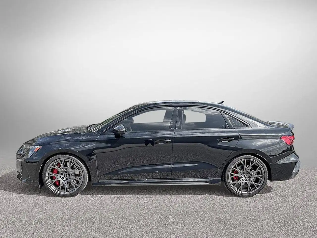 Audi RS3 - Image 8