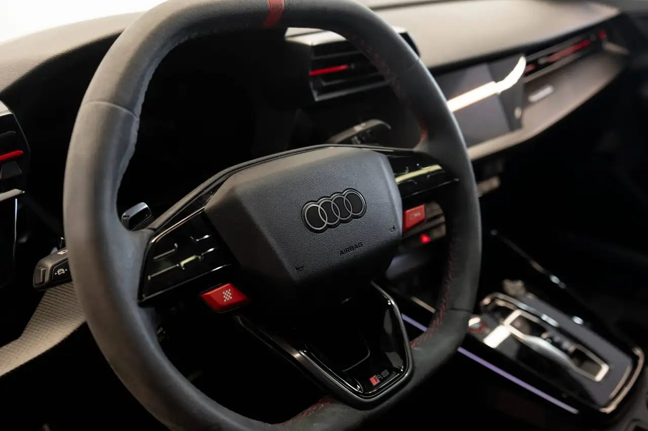 Audi RS3 - Image 22