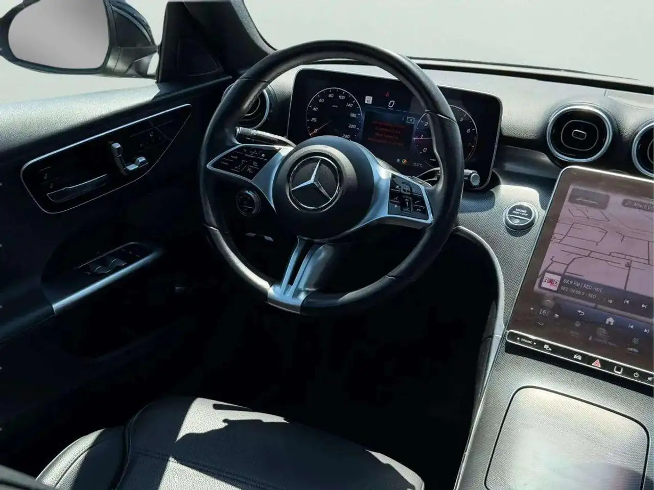 Mercedes-Benz C-Class - Image 9