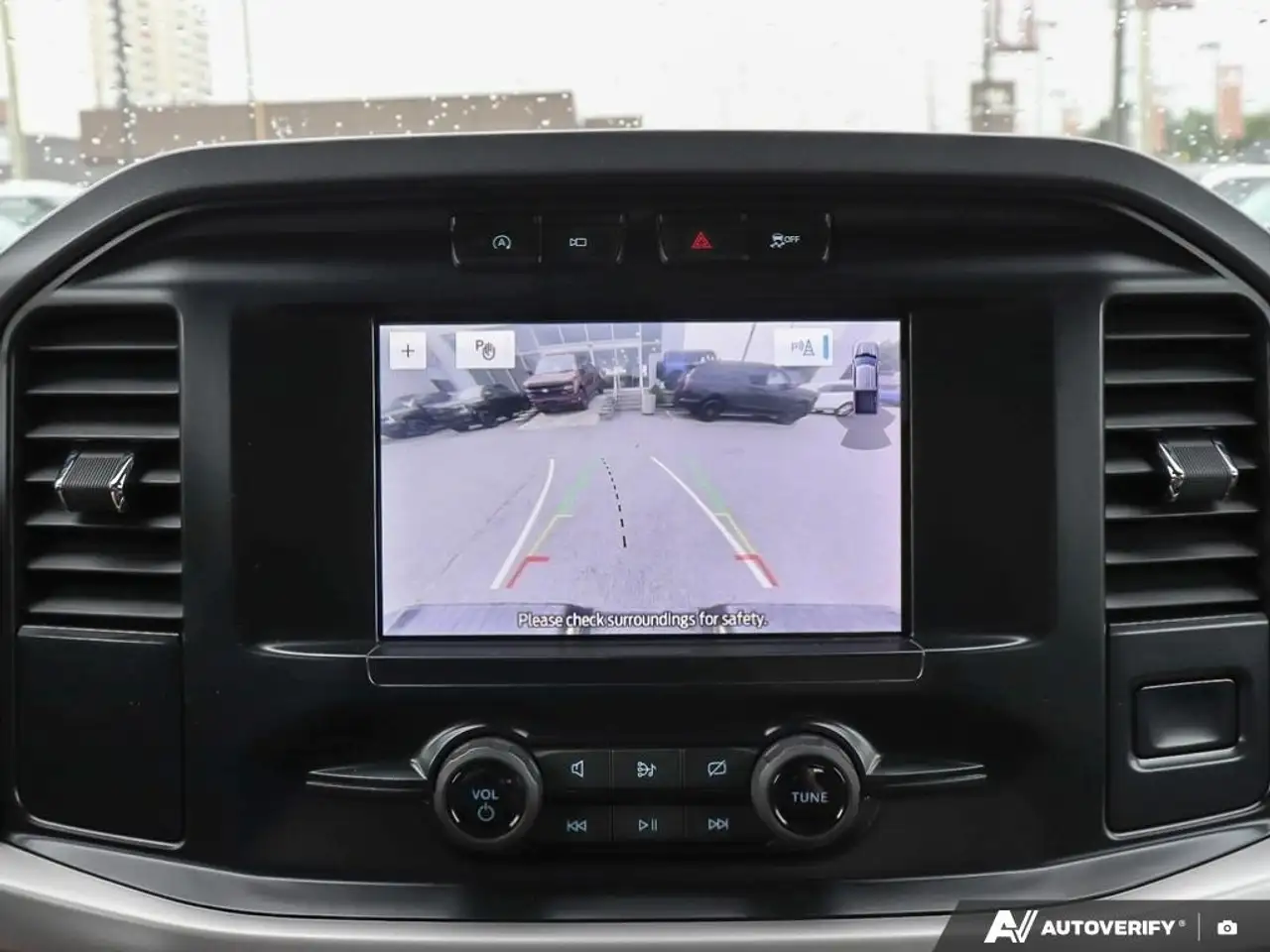 Ford F-150 - Image 26