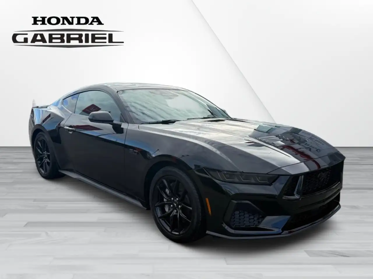Ford Mustang - Image 3