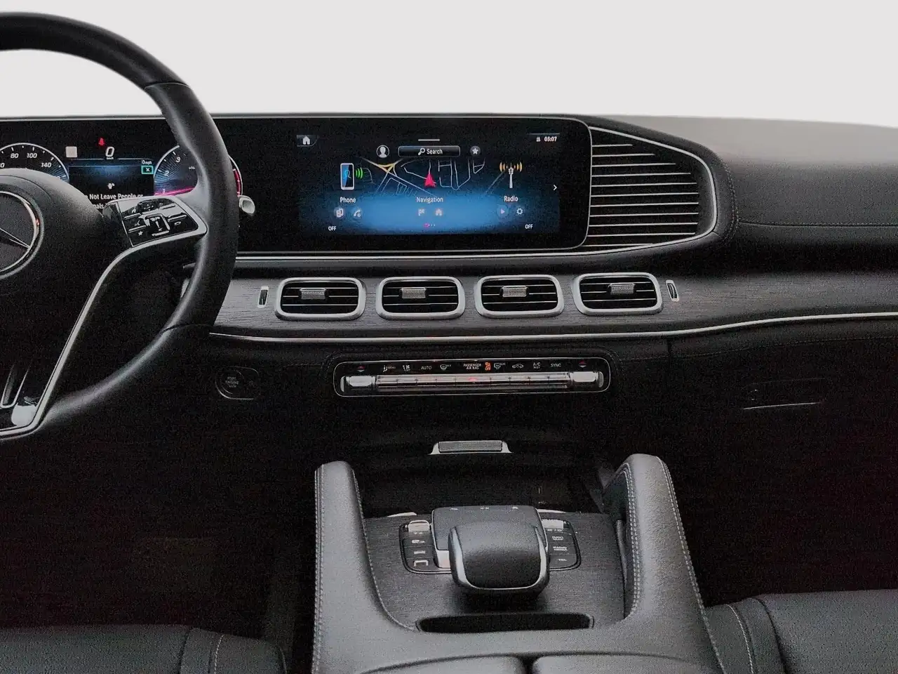 Mercedes-Benz GLE - Image 21