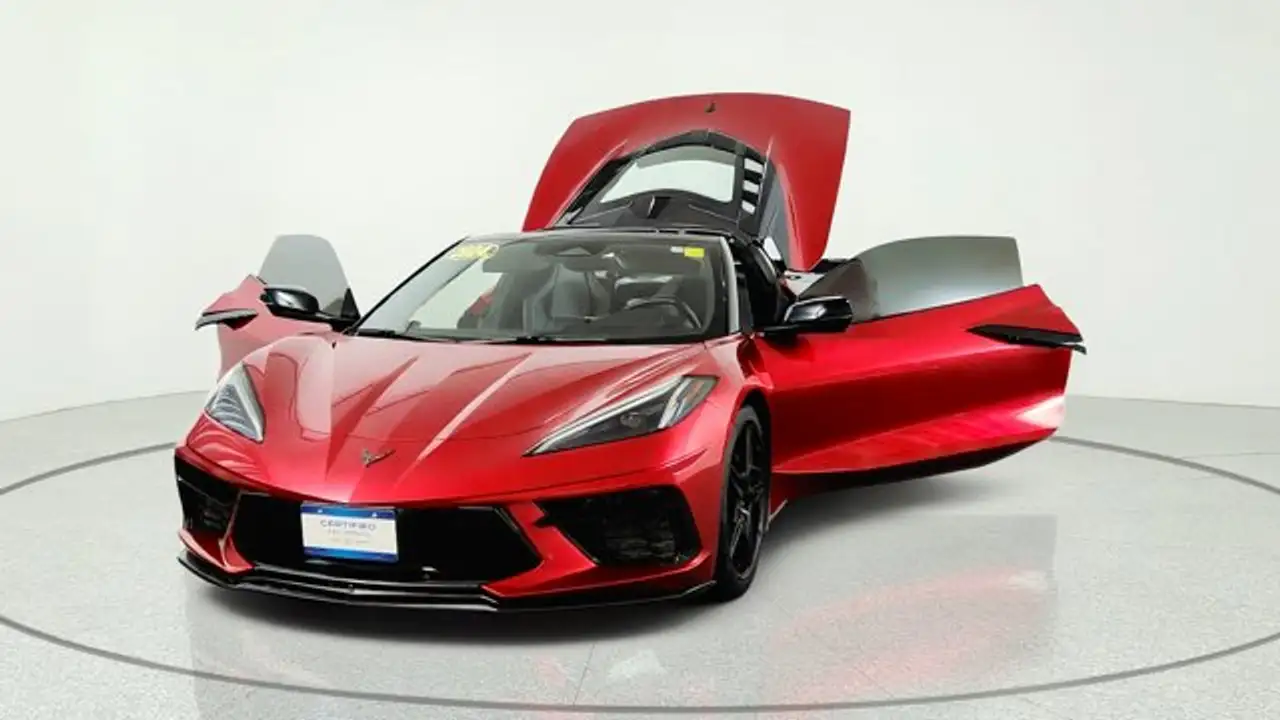 Chevrolet Corvette - Image 12