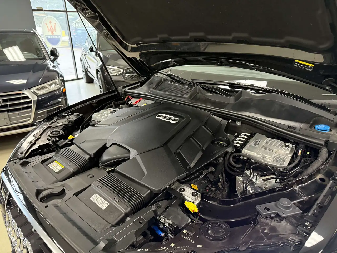 Audi Q7 - Image 42