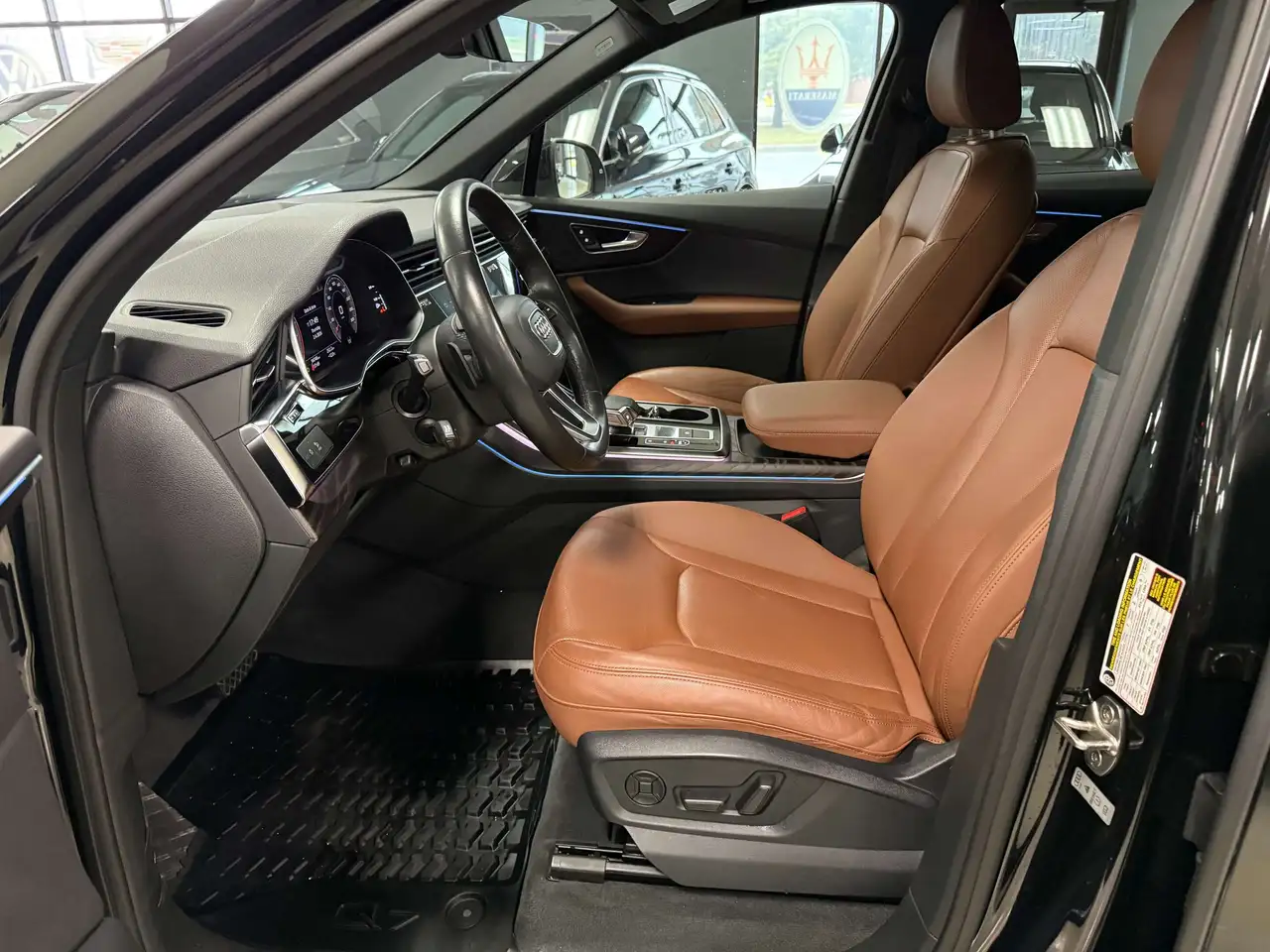Audi Q7 - Image 14