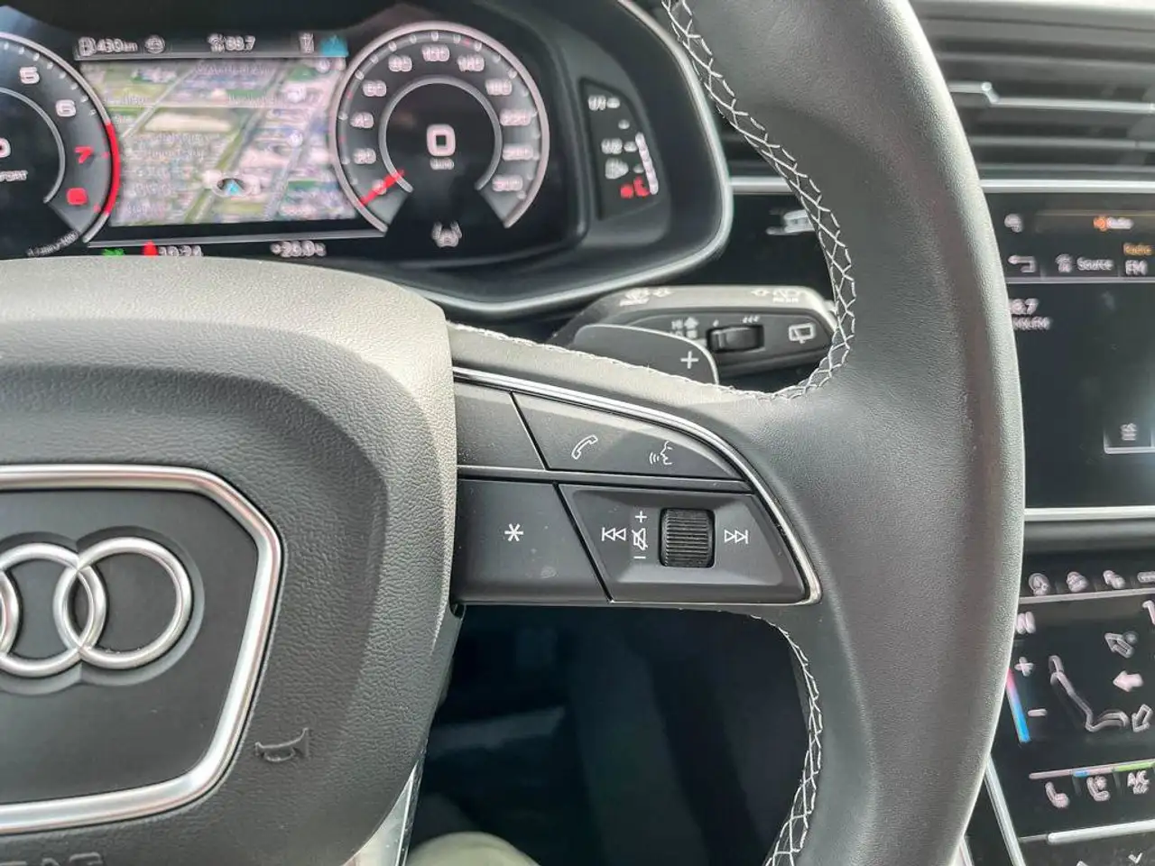 Audi Q8 - Image 19