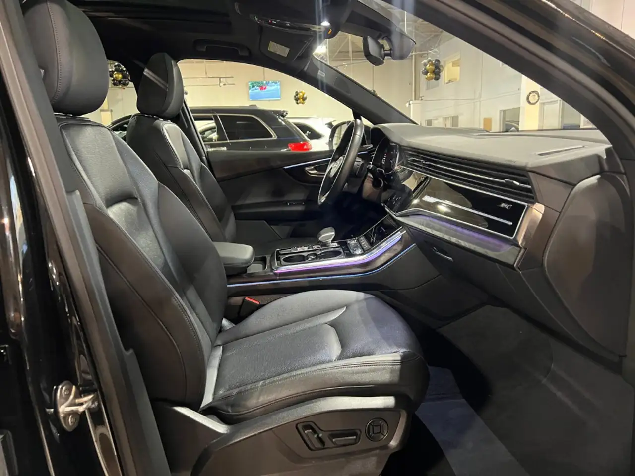 Audi Q7 - Image 34