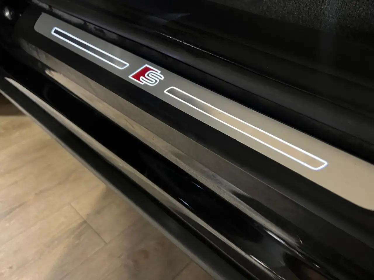 Audi Q7 - Image 22
