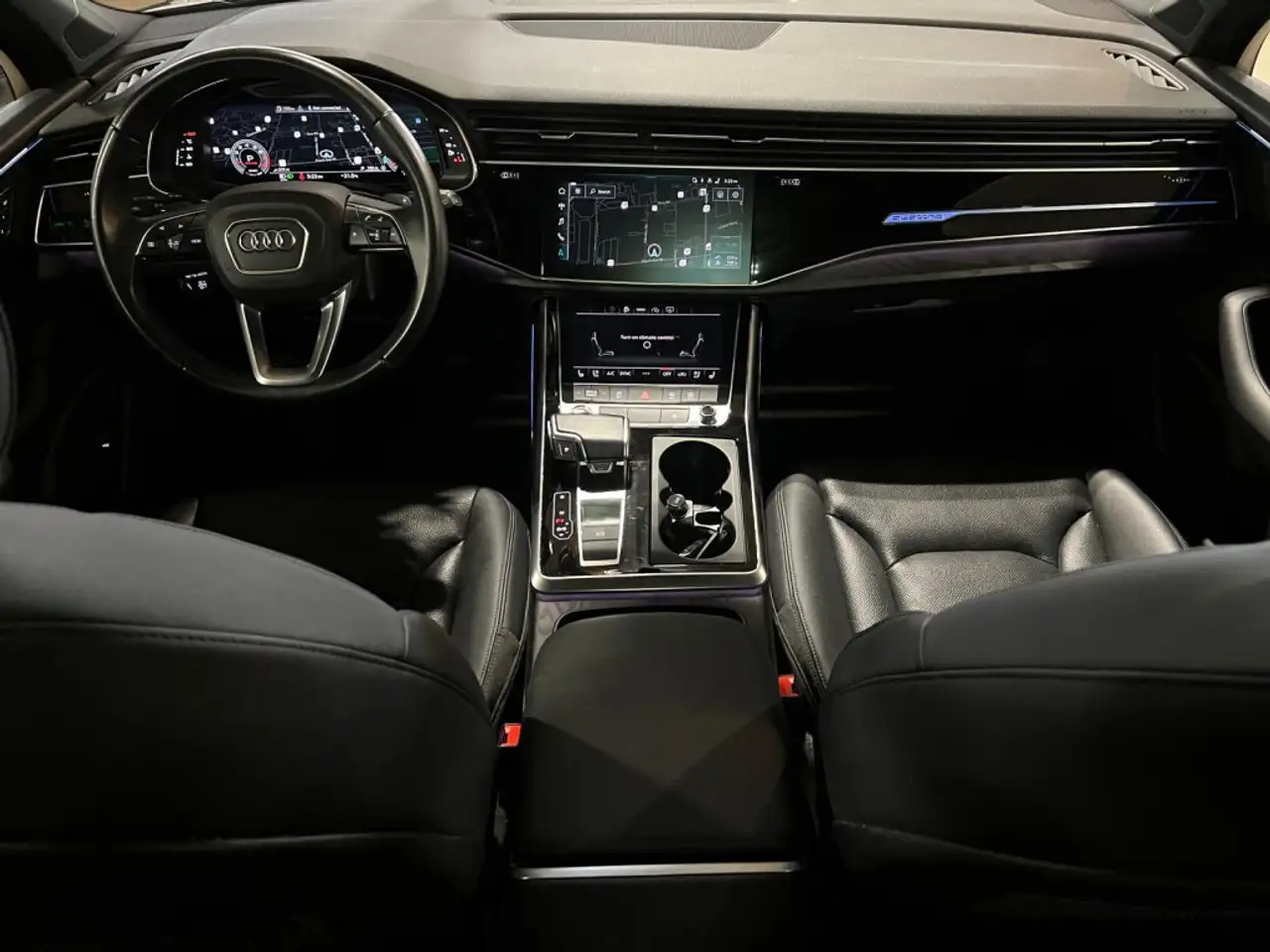 Audi Q7 - Image 32