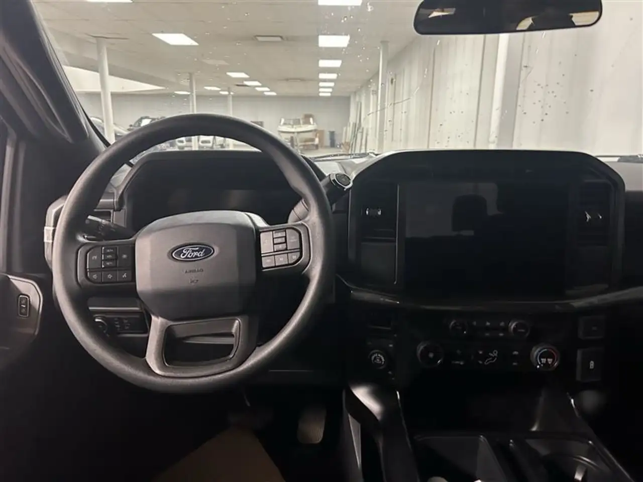Ford F-150 - Image 8
