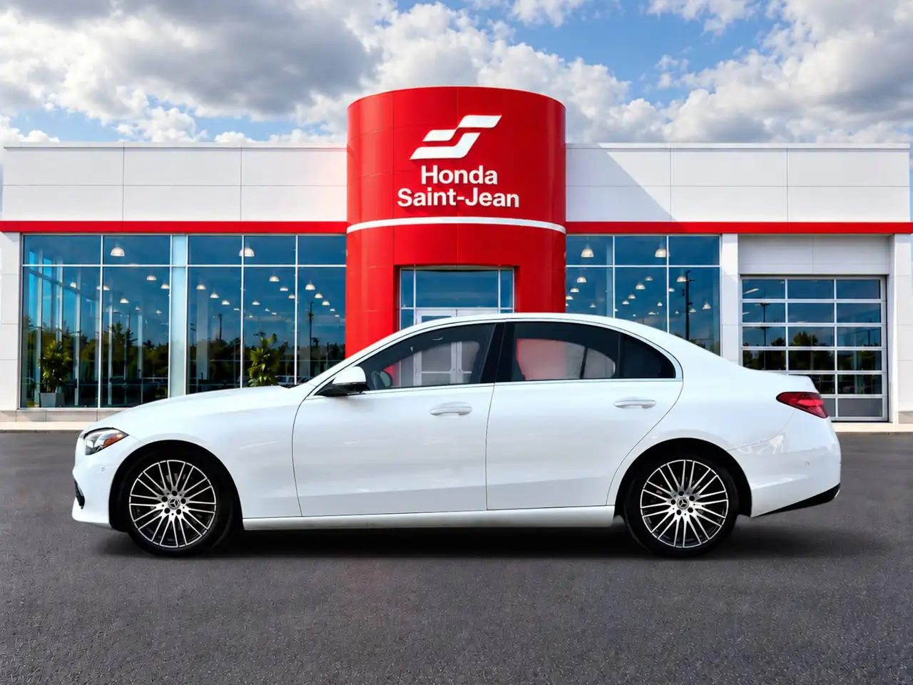 Mercedes-Benz C-Class - Image 2