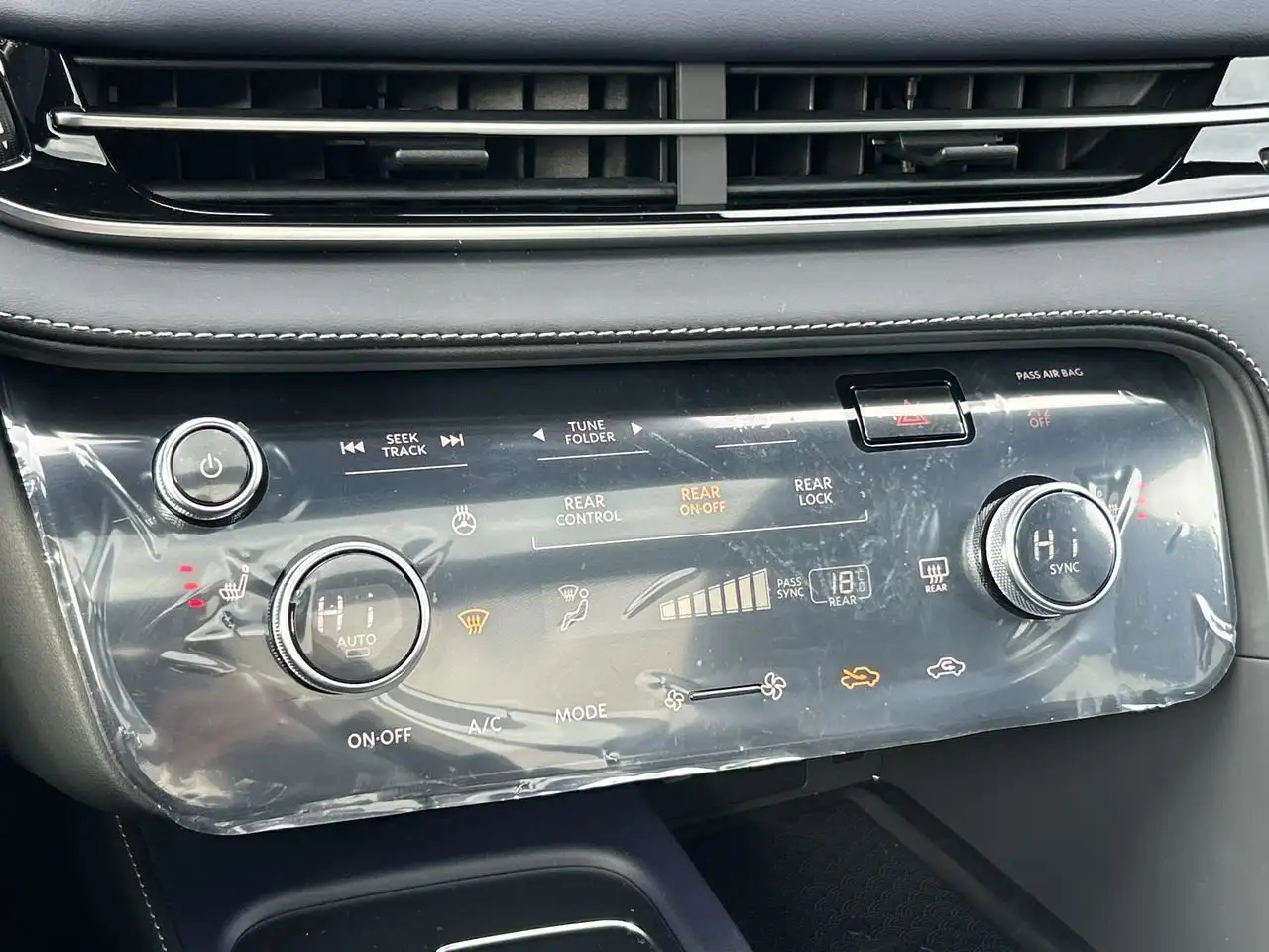 Infiniti QX60 - Image 27