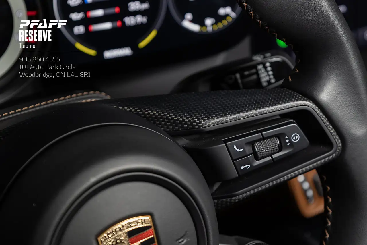 Porsche 911 - Image 20