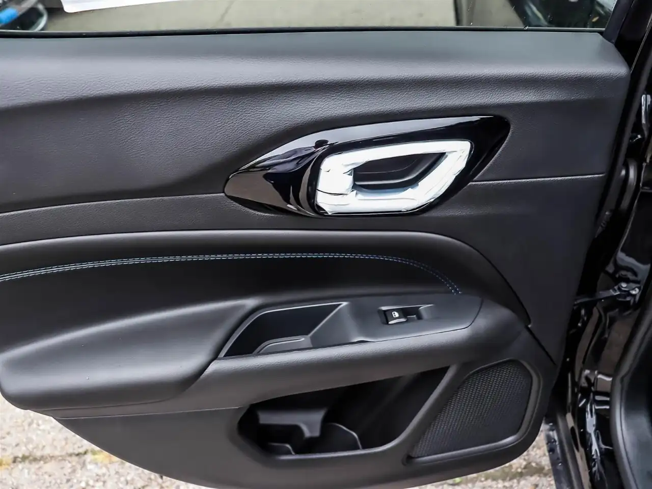 Jeep Compass - Image 10