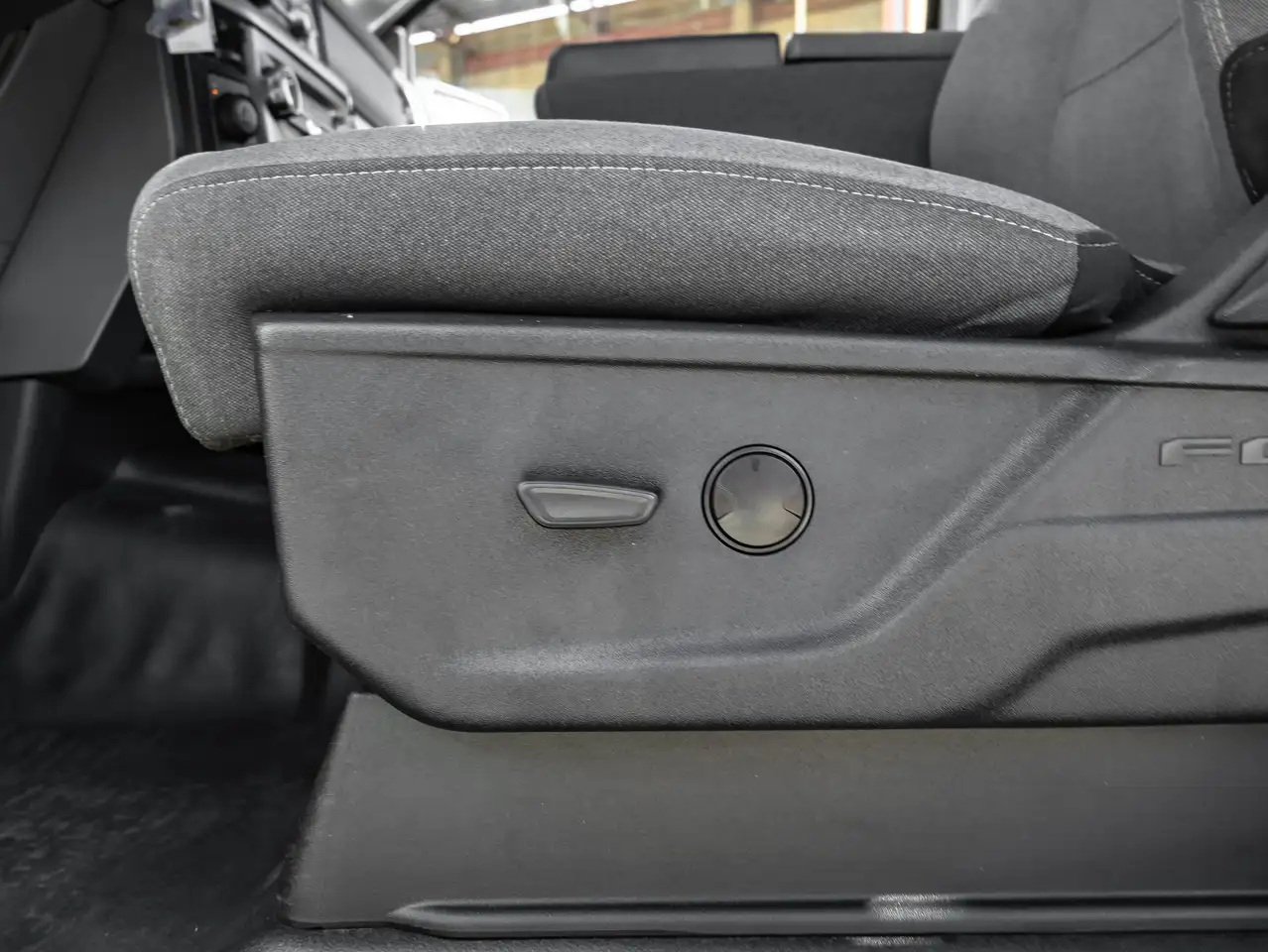 Ford F-150 - Image 20